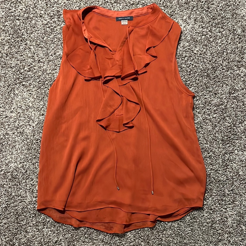 Tommy Hilfiger orange/rust sleeveless blouse (Size: medium)